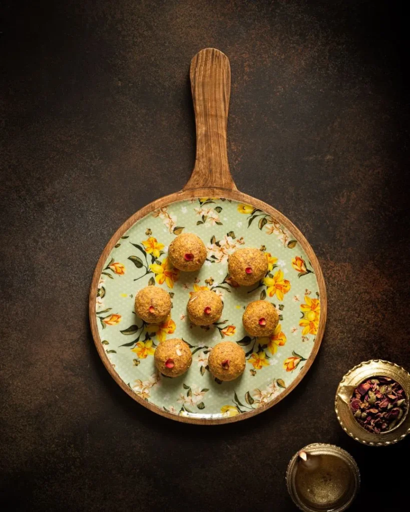 laddoos
