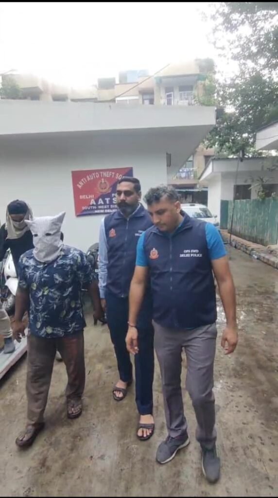 south west delhi police