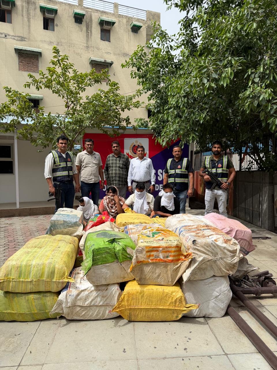 delhi police drug bust