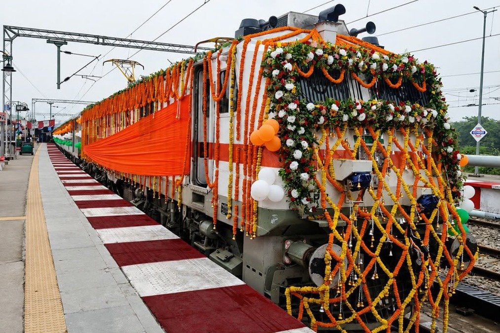 Ramnagar-Dehradun Express