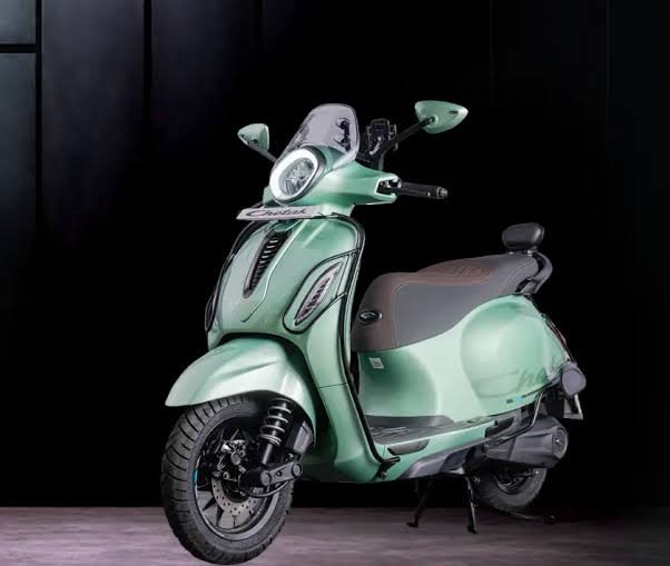  Bajaj Auto