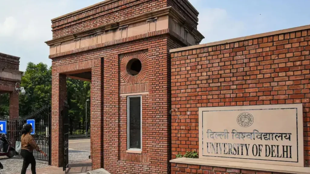 delhi university