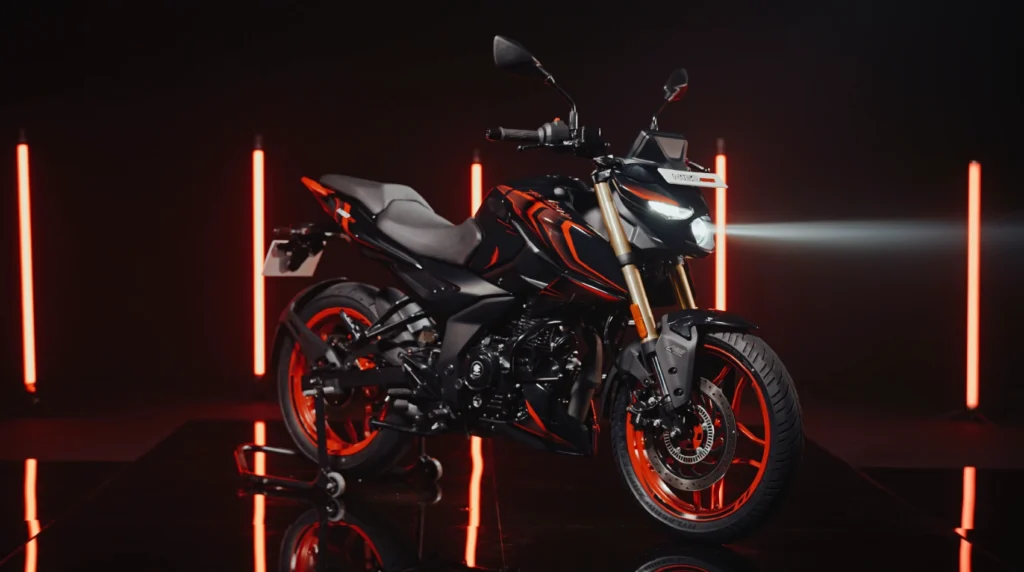 bajaj pulsar n160